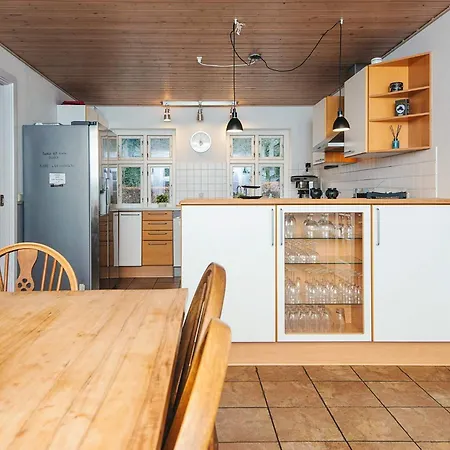 Ferienhaus 14 Person In Ribe